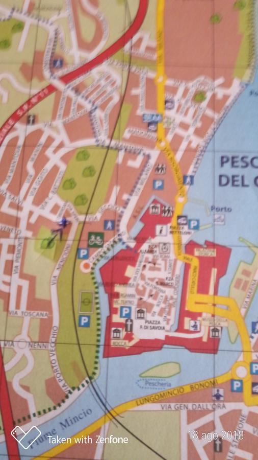 Maura Appartamenti Peschiera del Garda Luaran gambar